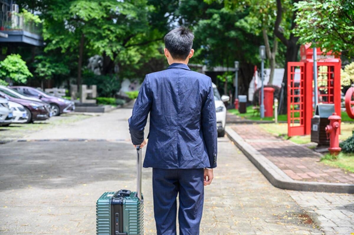 职场的人_何为职场人_什么是职场人士