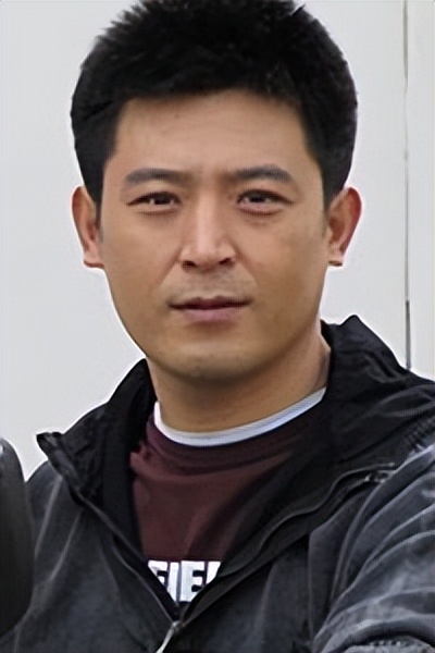 孙涛妻子李莉图片_孙涛妻子李莉简历_孙涛老婆李莉个人资料