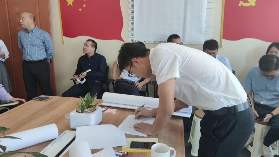 职场妆容培训内容_职场培训内容_职场妆容禁忌