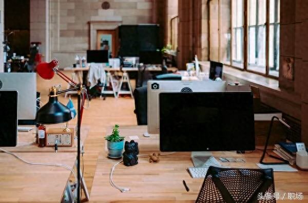 职场中的细节_忽视细节和失败_不容忽视的职场礼仪细节