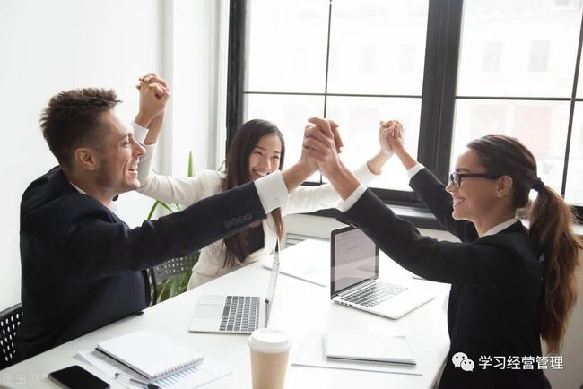 职场人际关系处理的四个妙招,一起学学(图2) 职场人际关系处理案例_职场人际案例关系处理论文_职场中的人际关系处理