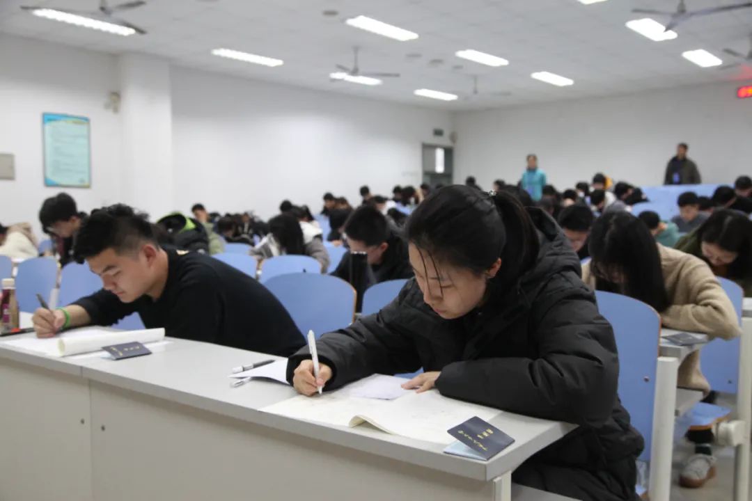 职场经验app_职场经验心得_职场经验丰富的人