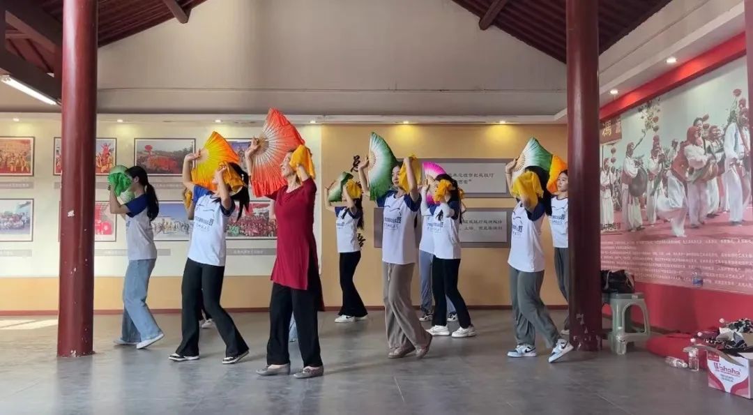 凤台花鼓灯抢板凳_凤台花鼓灯调研_淮南凤台花鼓灯创始人