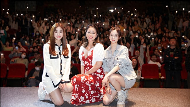 职场爱情电影_职场爱情电影_职场爱情电影