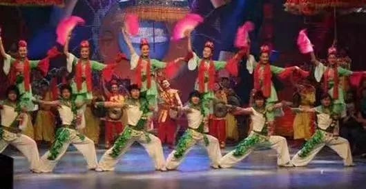 (非遗舞蹈介绍专栏)北京舞蹈学院民族民间舞蹈传承基地(图12) 凤台花鼓灯抢板凳_淮南凤台花鼓灯创始人_凤台花鼓灯调研