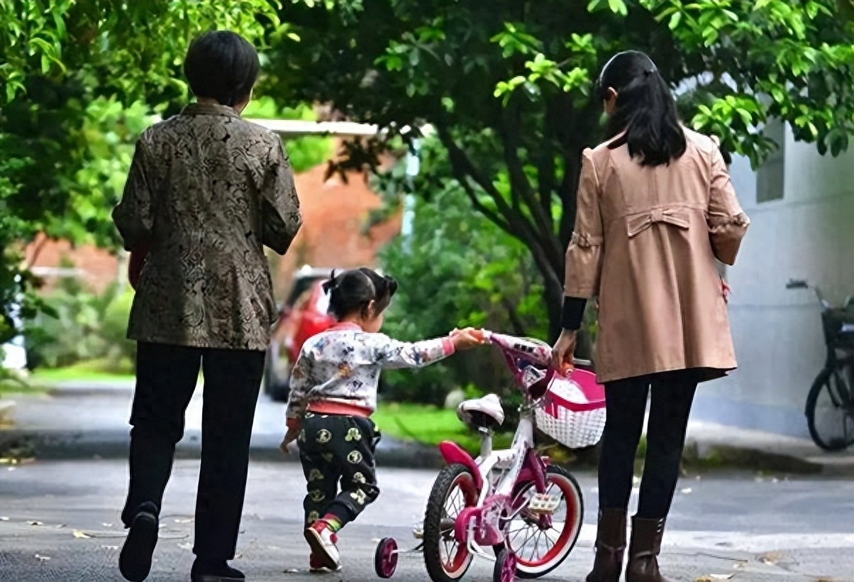 职场宝宝秀_职场妈宝_职场宝贝