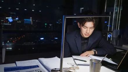 职场必看十大励志电视剧_职场励志电视剧排行榜前十名_职场励志的电视剧