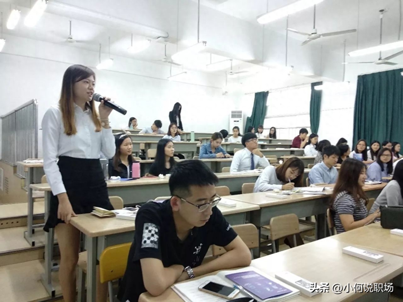 简历里自荐信_自荐信和简历_简历中的自荐信范文