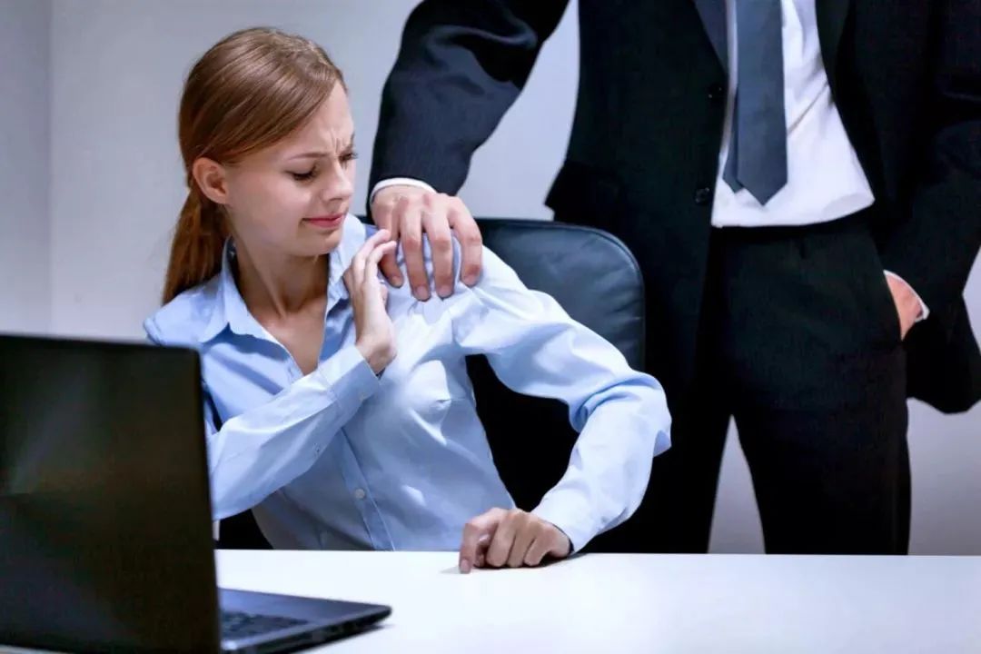 职场冷暴力,一般指上司_老板职场冷暴力_职场冷暴力的表现有哪些