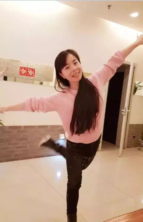 《星光大道》王二妮_王二妮星光大道比赛视频_星光大道王二妮简历