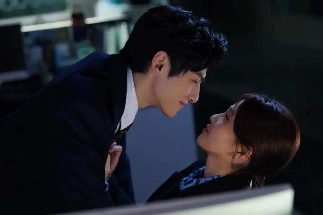 职场爱情电视剧2020年_职场爱情电视剧排行榜前十名_好看的职场爱情电视剧