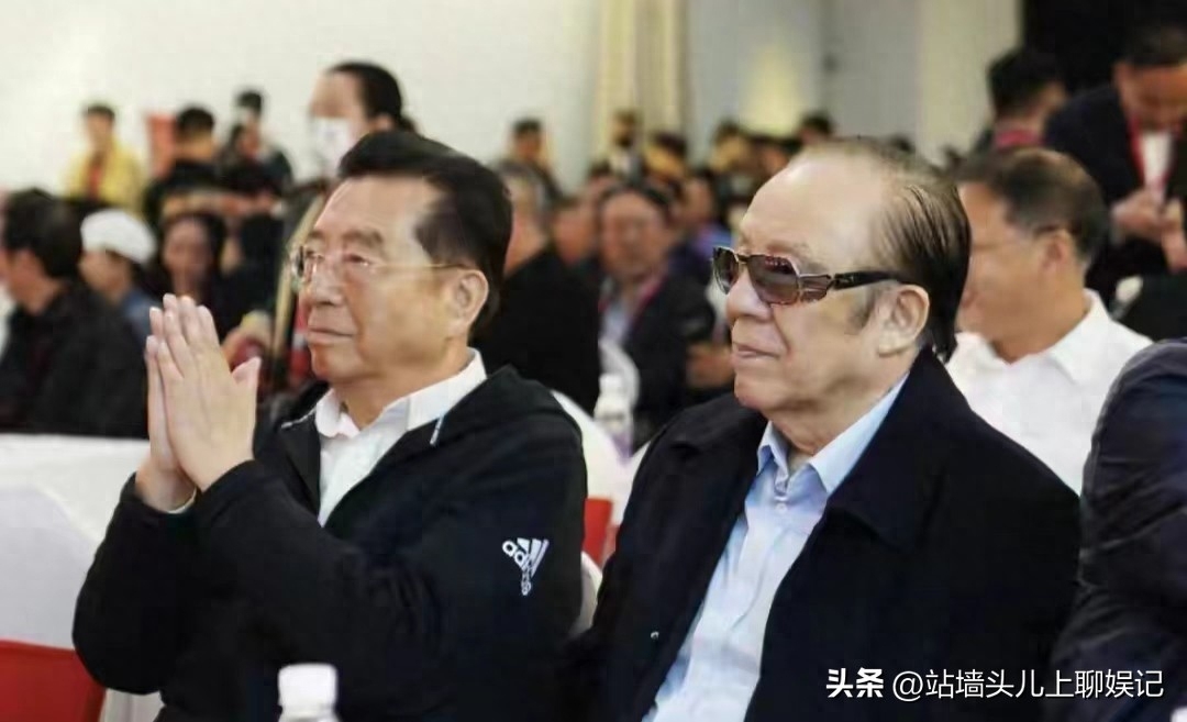 李双江前妻丁英简历_丁贺李双江_李双江妻子丁英是几婚