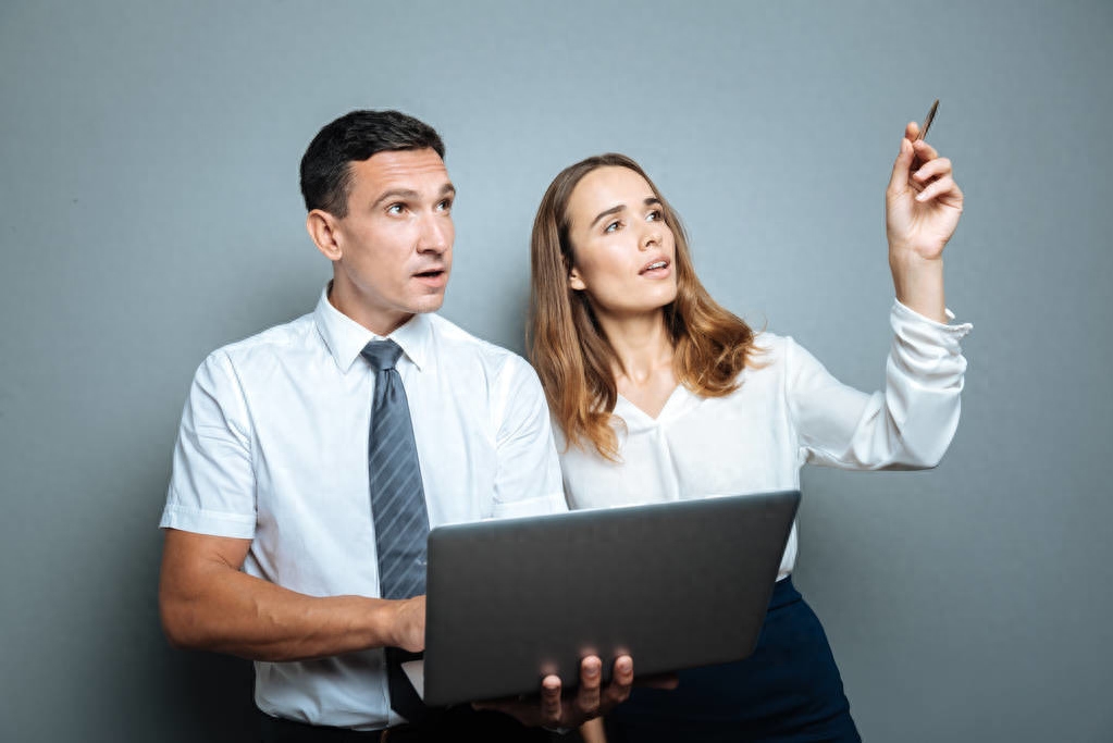 职场演讲稿大全(精品)_职场演讲稿大全_职场演讲稿1000字