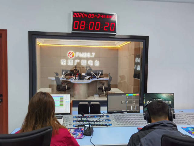 云南广播电视台主持人招聘_云南电台主持人招聘_云南电视台主持人招聘