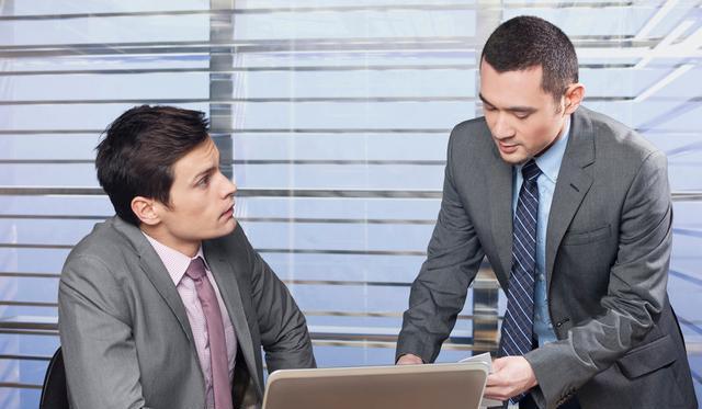 职场汇报技巧12讲_不会汇报工作还敢拼职场_不会汇报工作还敢拼职场