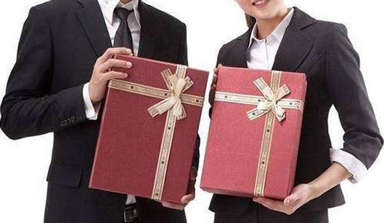 职场新人礼物_职场新人礼物有哪些_职场新人礼物送什么好