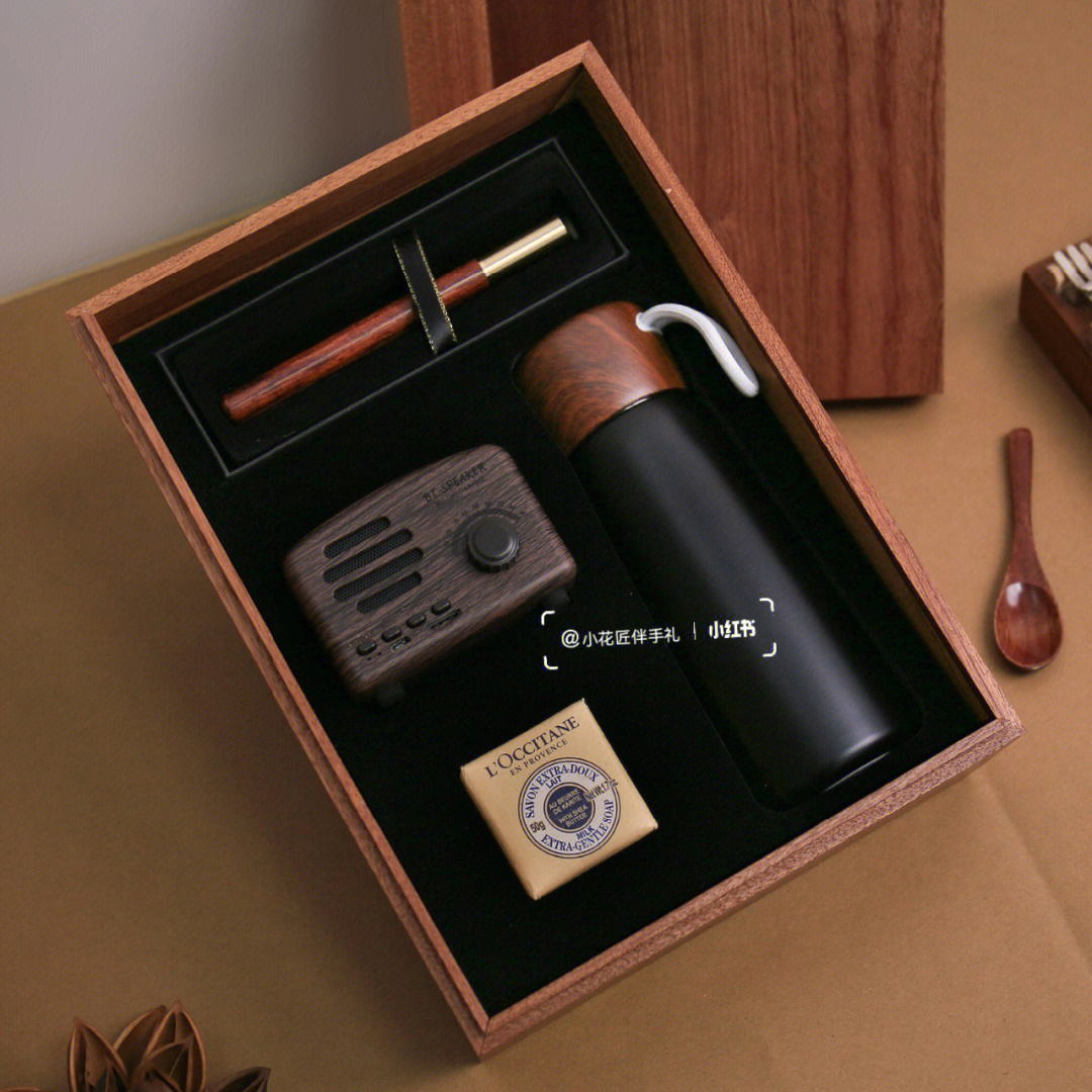 职场新人礼物送什么好_职场新人礼物_职场新人礼物有哪些