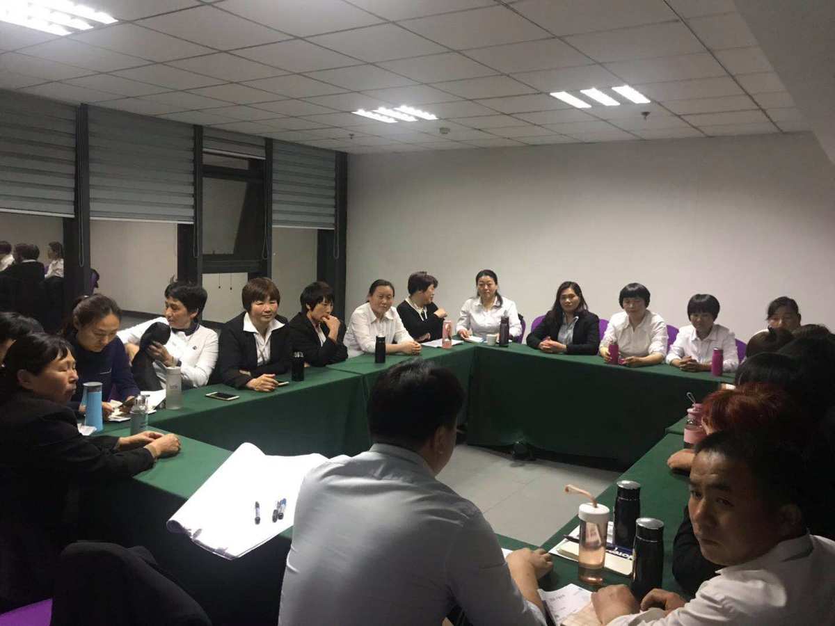 打造出职场_如何打造自己的职场品牌_打造属于自己的职场人生