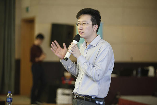 职场达人秀的心得体会_变身职场达人读后感_变身达人chris