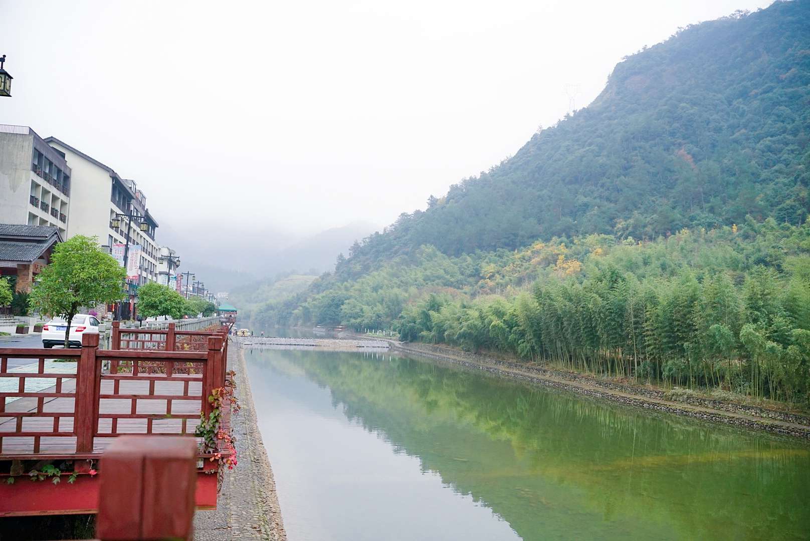 山水文园集团:艺术与科技永远是相结合的(图1) 山水文园 招聘_水文水资源招聘信息_招聘水文园山水画师傅