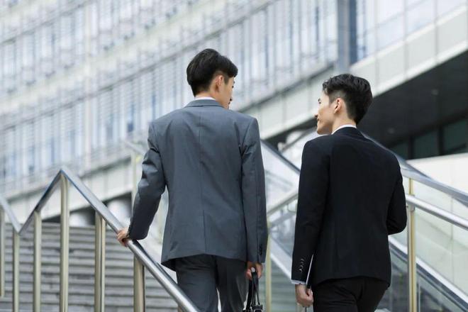 做好这八点,你就不会被边缘化(图1) 职场边缘化意味被炒么_职场边缘化_职场边缘化什么意思