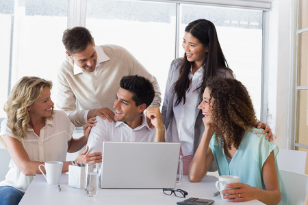 赢在职场·商务英语口语简单学_职场商务英语口语900句_商务日常英语口语视频